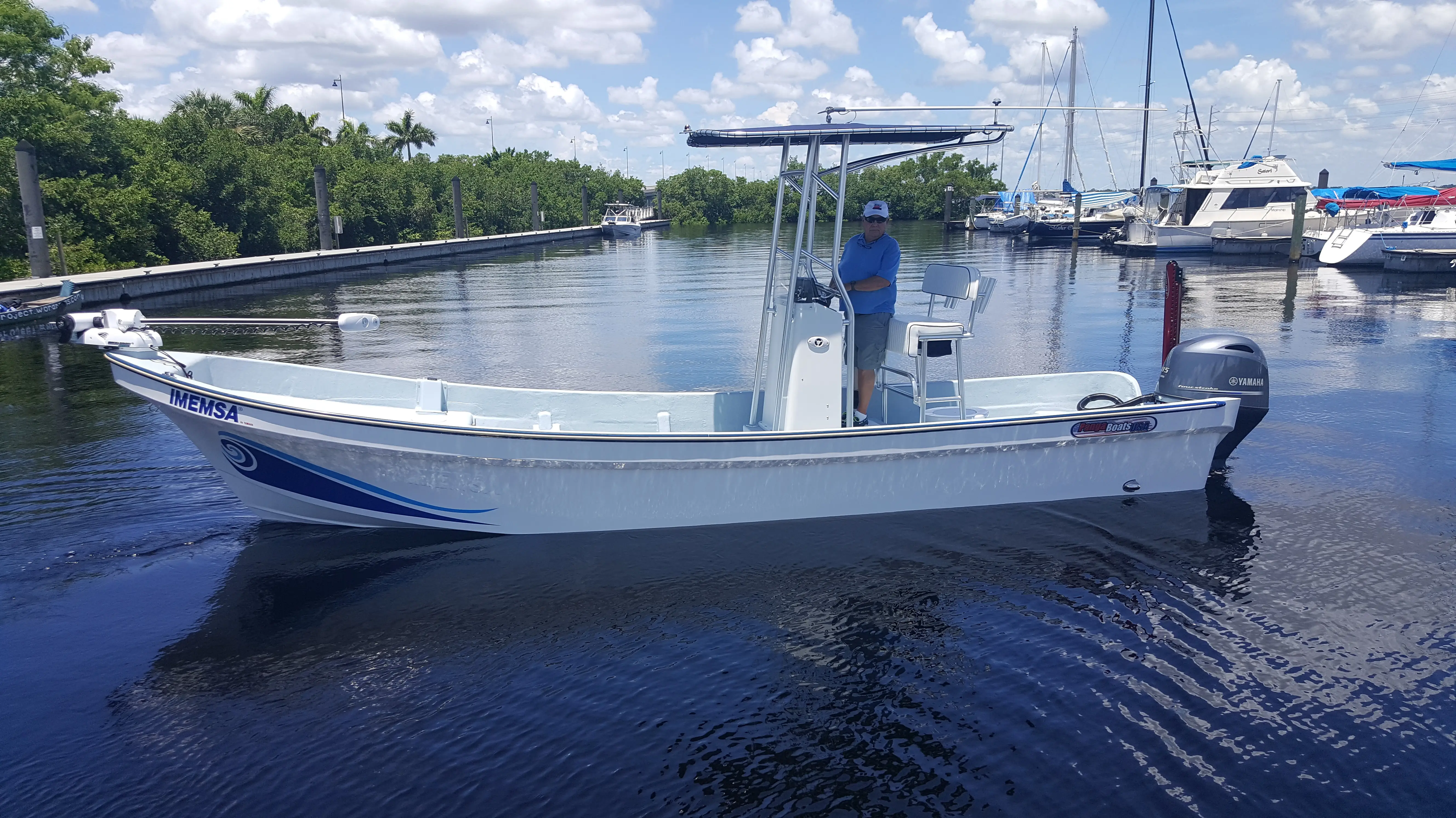 Panga Boats USA — W-25 · The Hulls