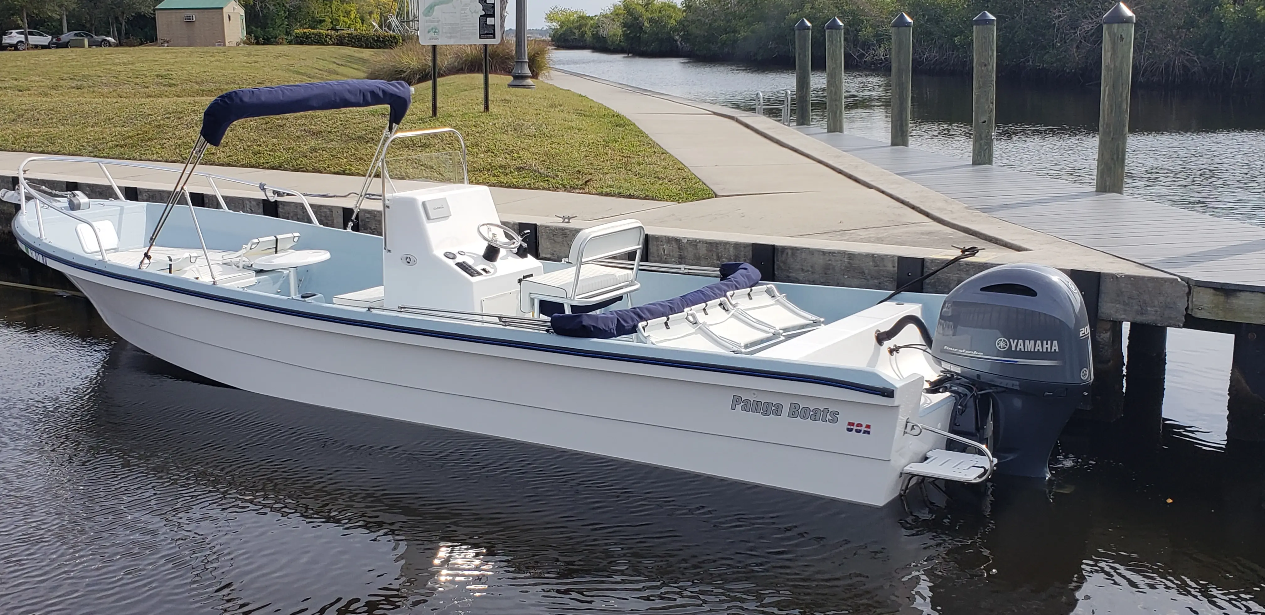 Panga Boats USA — W-29 / W-33 · The Hulls