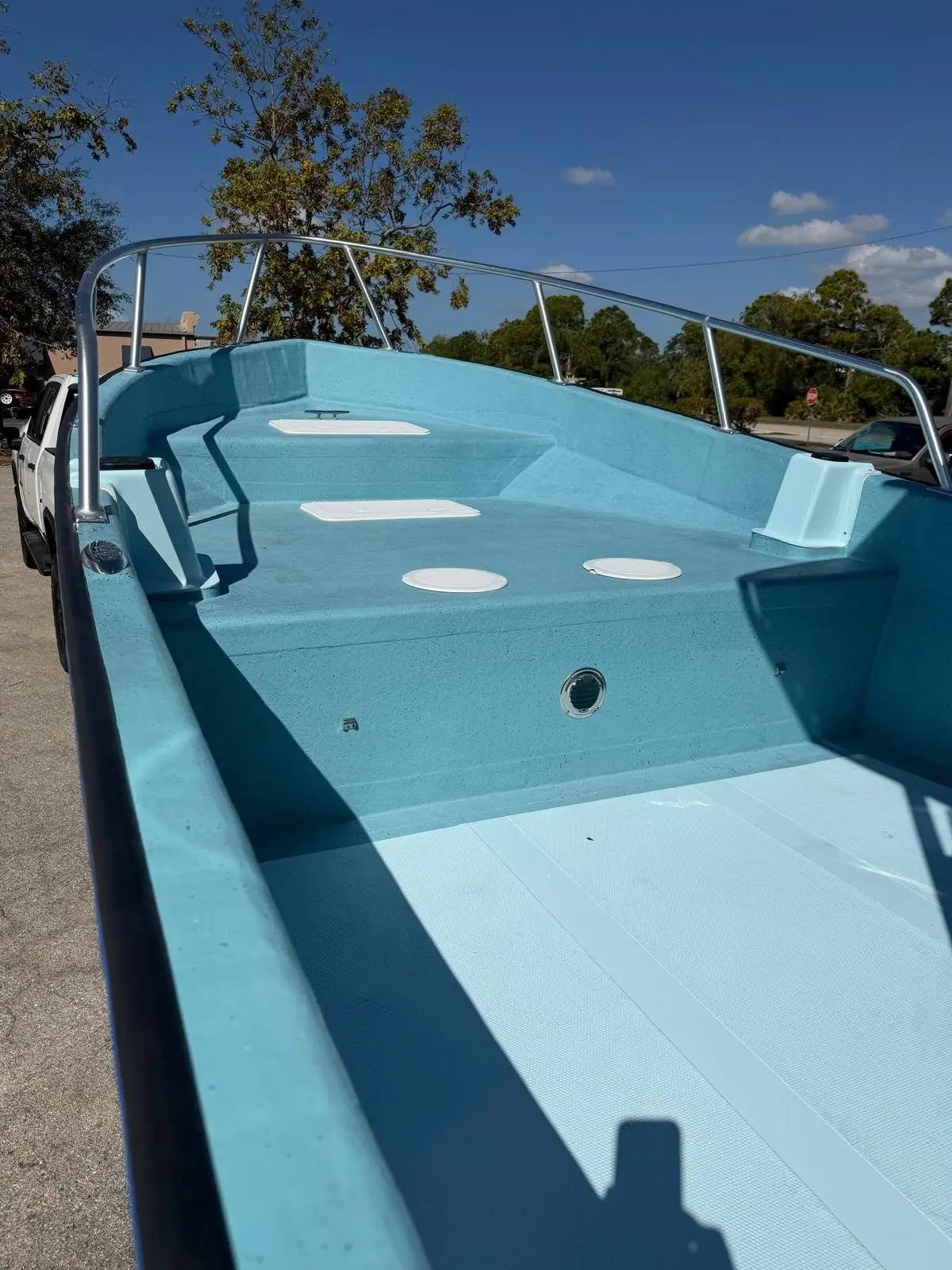 Panga Boats USA — Bow deck · Close-ups